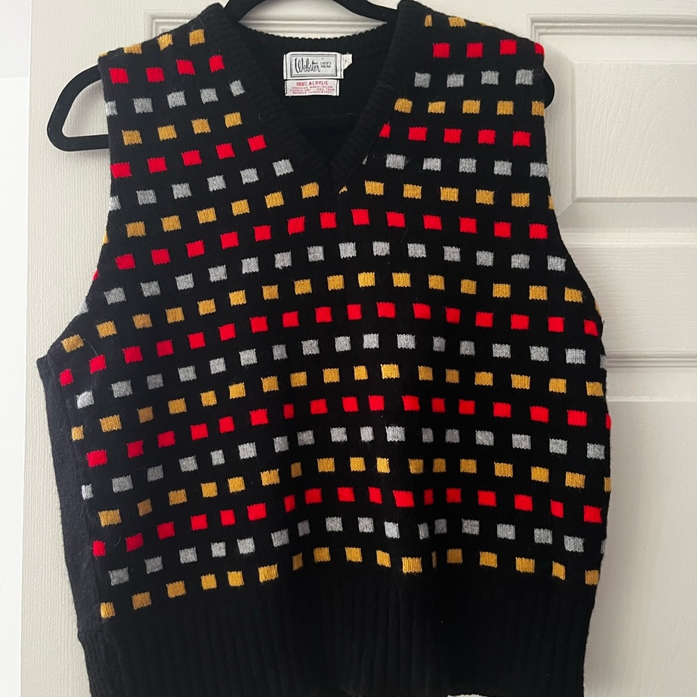 VINTAGE 100% acrylic checkered sweater vest